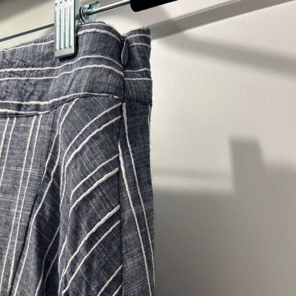 Lulus asymmetrical/hi-lo midi skirt - Picture 3 of 4